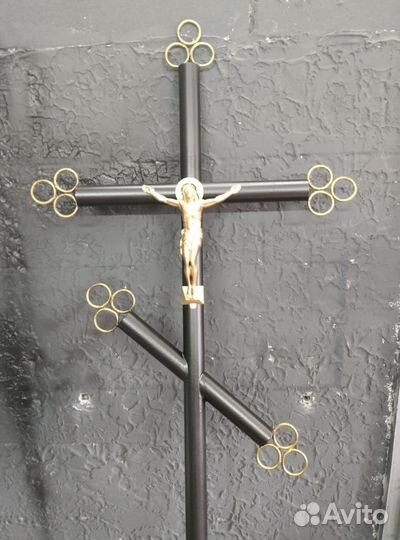 Крест ручной работы