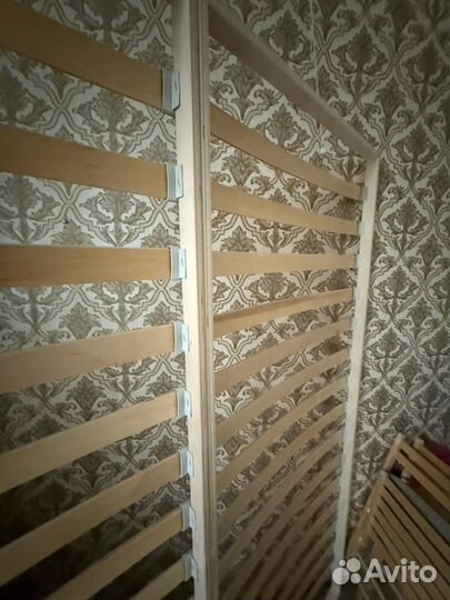 Каркас кровати с ламелями