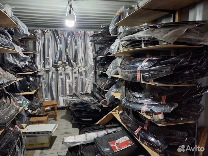 Спойлер на стекло Toyota Mark Cresta Chaser 90е