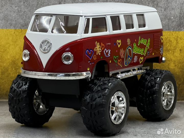 Моделька Volkswagen Bus Monster truck1/36 kinsmart