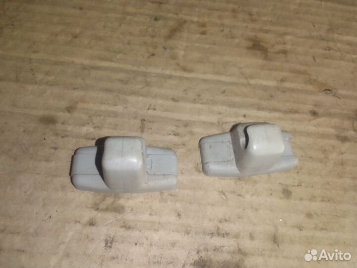 Фиксатор солнцезащитного козырька Bmw 5 E39