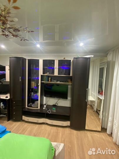 Стенка в гостинную