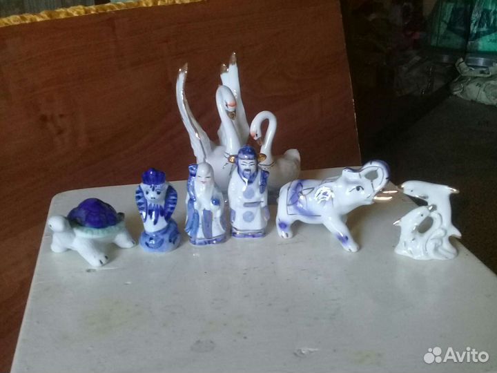 Фарфоровые статуэтки