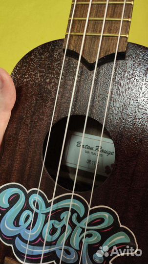 Гитара укулеле