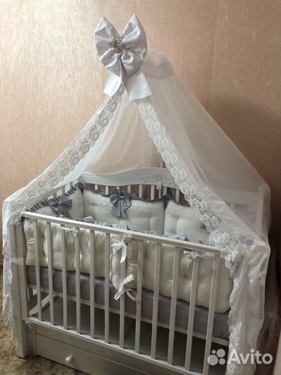 Детская кроватка