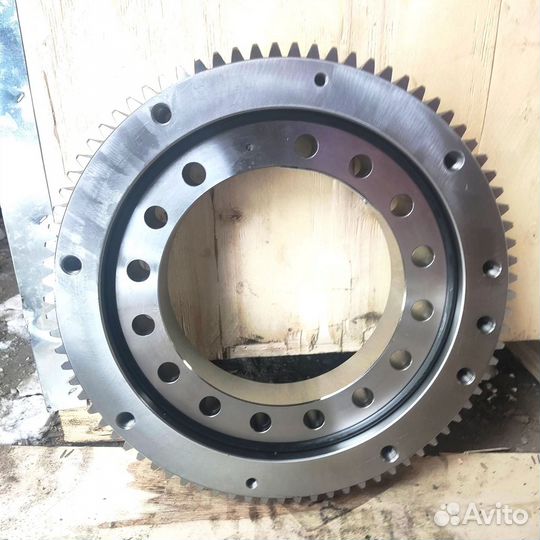 Опорно поворотное устройство опу / опп tadano Z290