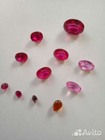 Камни натуральные из ювелирных изделий