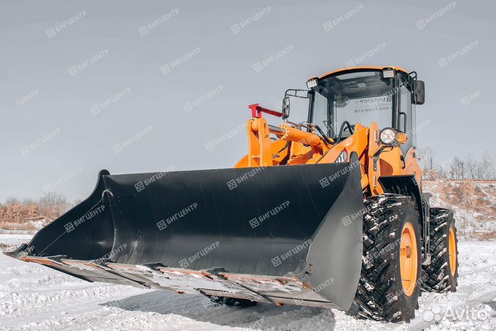 Фронтальный погрузчик Runmax 960Е, 2023