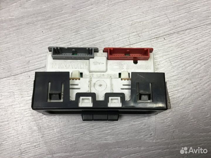 Дисплей компьютера Renault Laguna 1.6 1998