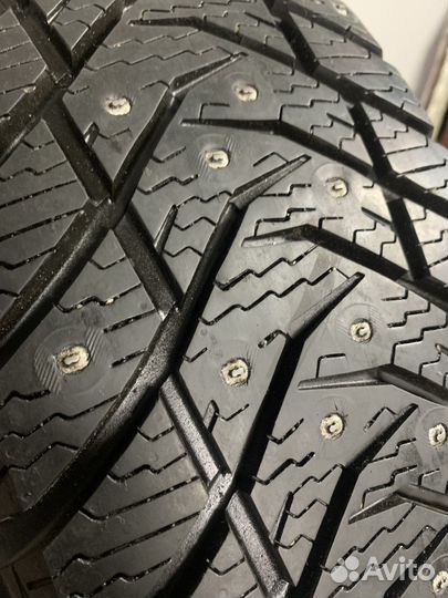 Yokohama Ice Guard IG65 215/65 R16