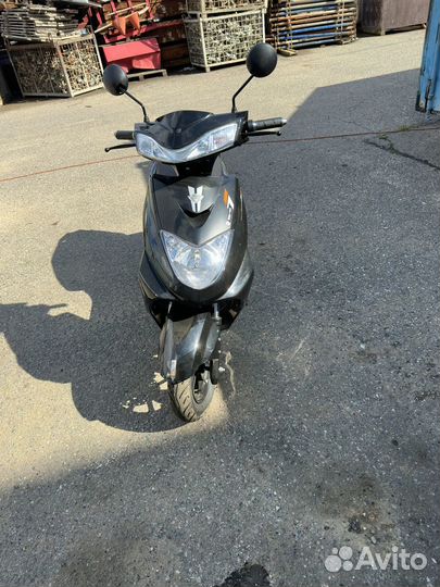 Электроскутер GreenCamel Trofi, 60V 1500W R10