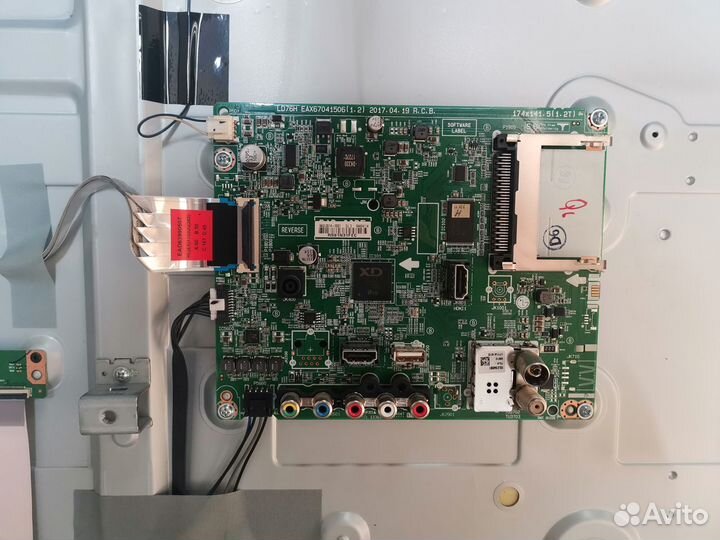 Телевизор LG 43LJ515V (Разбор) (По запчастям)