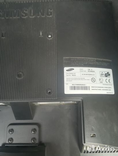 Монитор Samsung SyncMaster 710n
