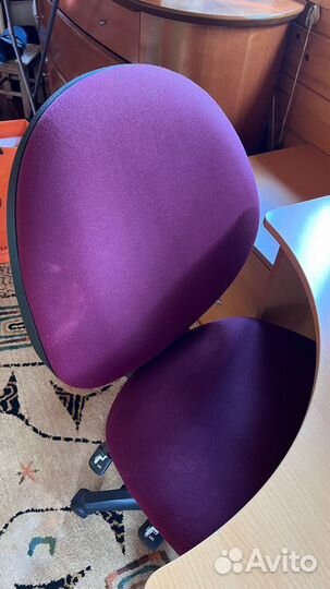 Компьютерный стол угловой и стул