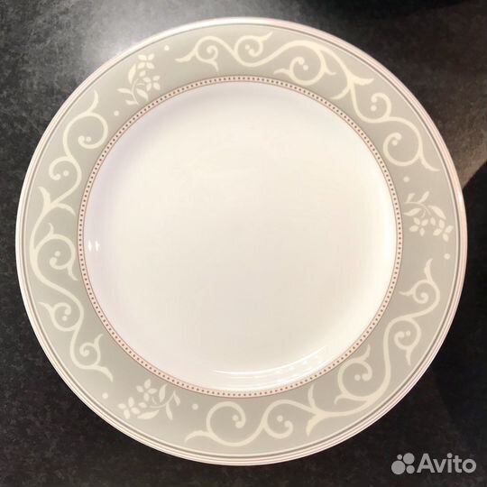 Японский столовый сервиз Royal Porcelain