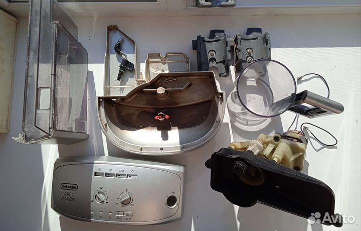 Запчасти для кофемашин Delonghi