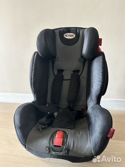 Автокресло Heyner Capsula Multifix Ergo 3D