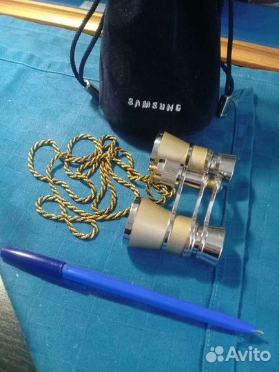 Бинокль театральный