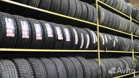 Delinte DS8 285/40 R22