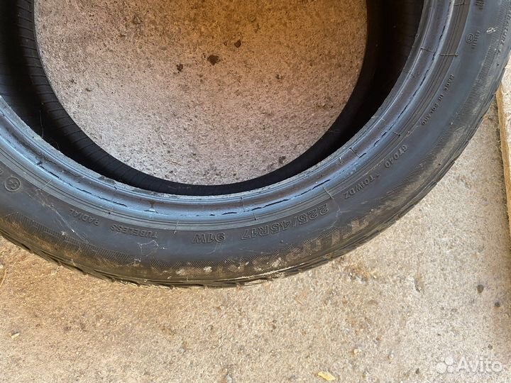 Bridgestone Turanza T001 225/45 R17