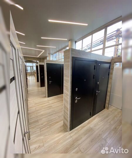 Входная дверь