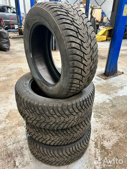 Nokian Tyres Hakkapeliitta 8 SUV 255/55 R18 109T