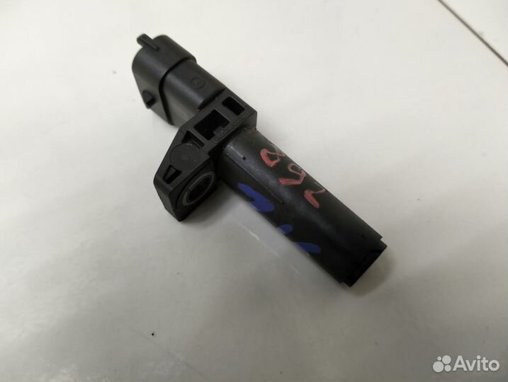 Датчик коленвала Mercedes W218 CLS