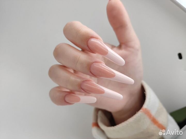 Модель маникюр педикюр наращивание