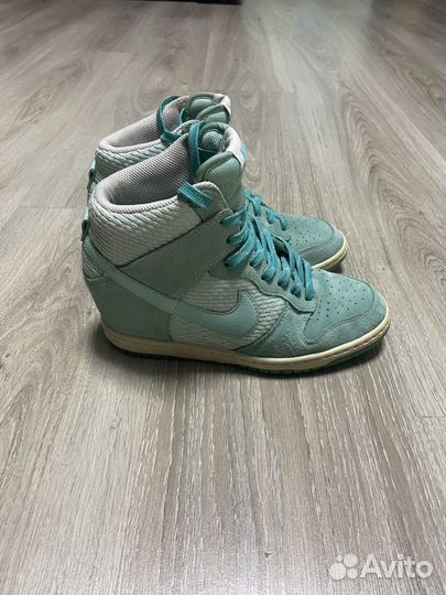 Кроссовки nike dunk high на каблуке