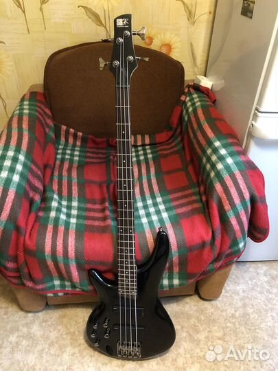 Бас-гитара Ibanez SR300L-IPT
