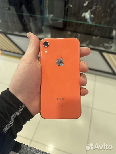 iPhone Xr, 64 ГБ