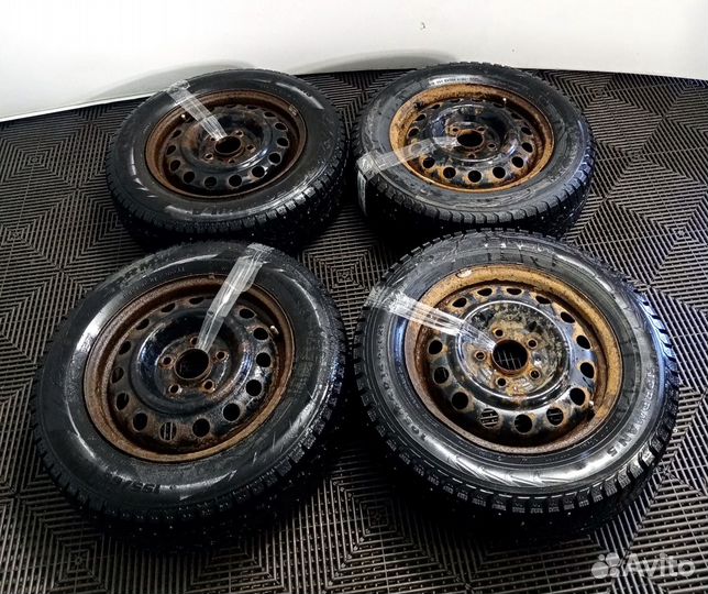 Колёса Kia Mazda Nokian Nordman 5 195/65 R15 зима