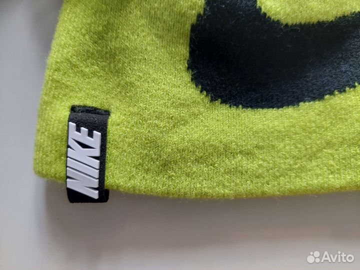 Новые двухсторонние шапочки Nike от года до 5 лет