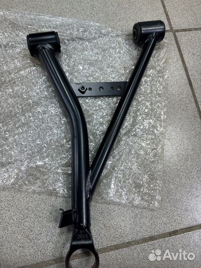 Рычаг передний верхний правый Yamaha Grizzly 700