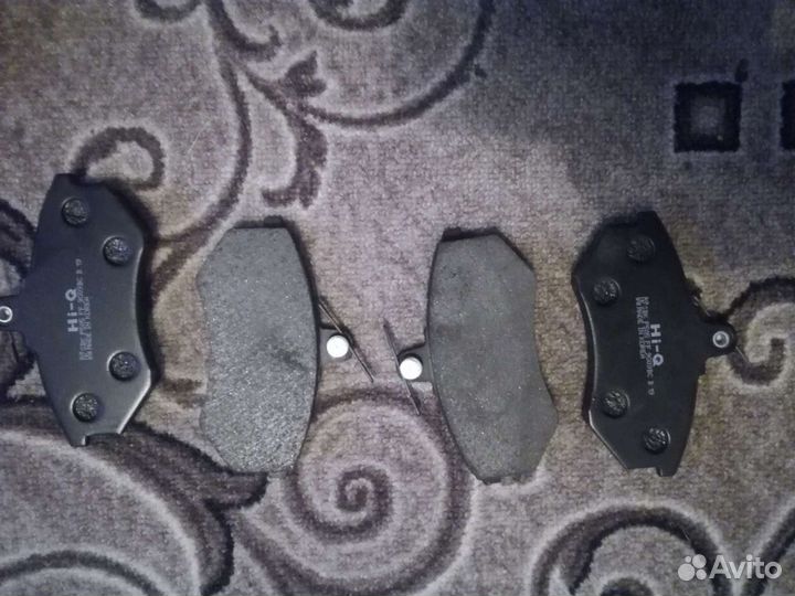 Колодки тормозные передние дисковые SP1043