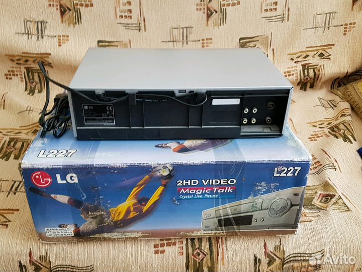 Видеопроигрыватель LG