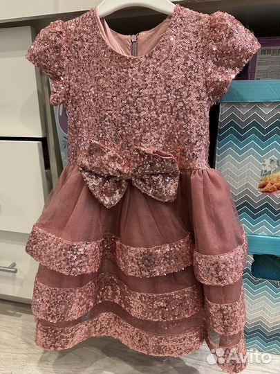 Платье нарядное