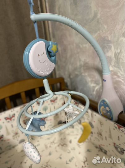 Мобиль на кроватку chicco