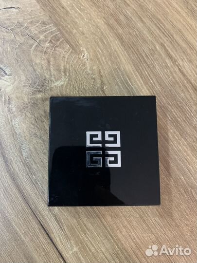 Пудра хайлайтер Givenchy