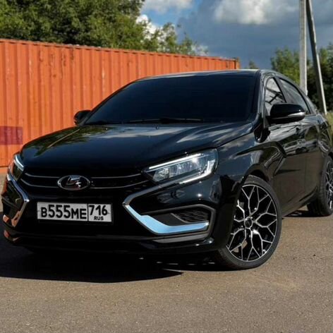 Литые диски Sakura Wheels YA9547 7×R18 4×100