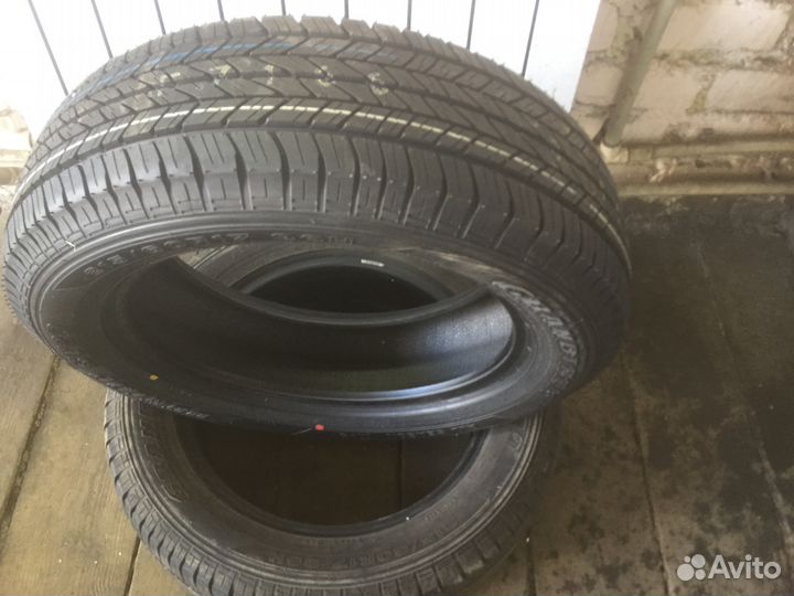 Dunlop Grandtrek ST20 215/60 R17