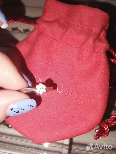 Кольцо серебряное с фианитом