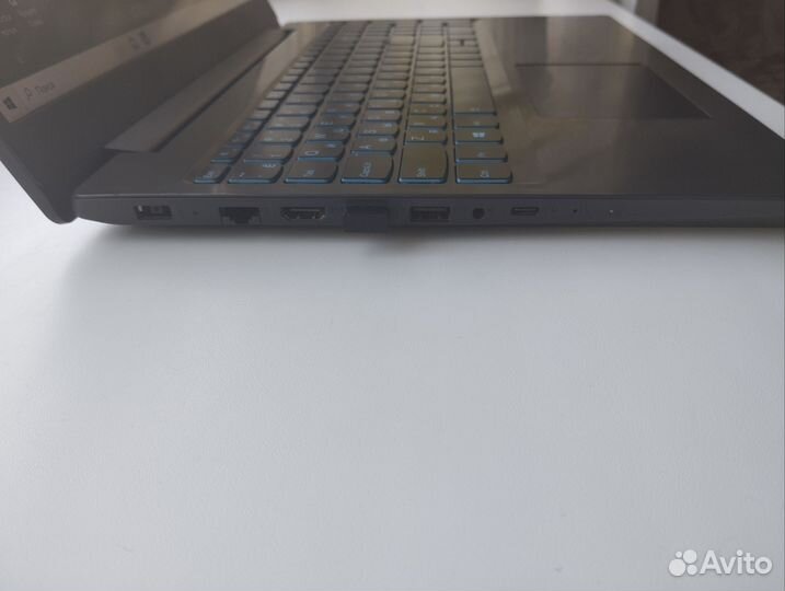 Ноутбук lenovo