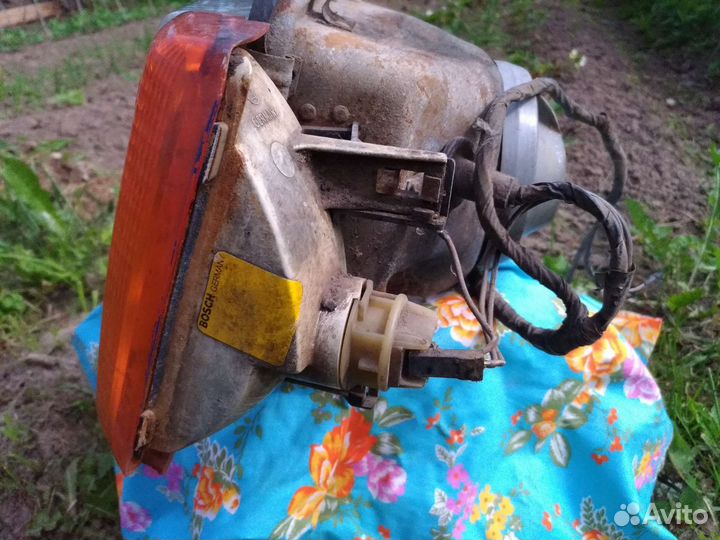 Фара левая Опель Рекорд Е1