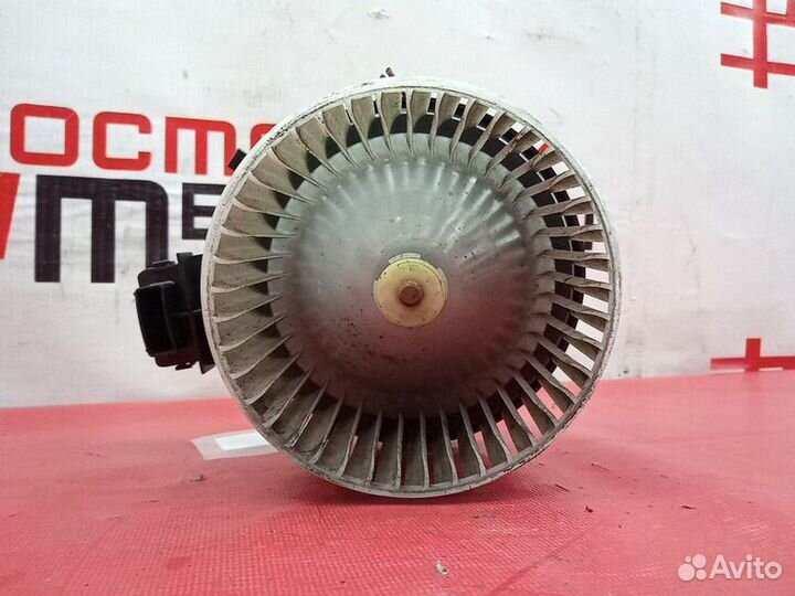 Мотор печки toyota roomy 1krfe