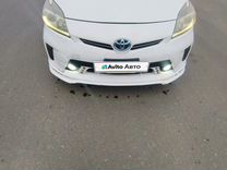 Toyota Prius 1.8 CVT, 2012, 215 000 км, с пробегом, цена 980 000 руб.