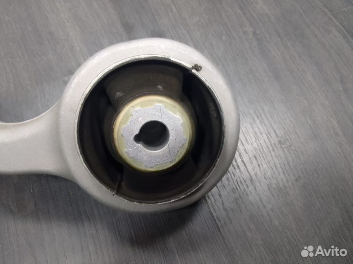 Рычаг передний Mercedes w213 4matic A2133302200