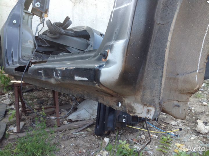 Передний правый дверной проем порог Рено Сандеро