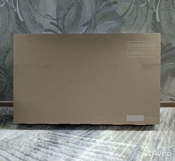 Телевизор Samsung UE43CU8500uxce