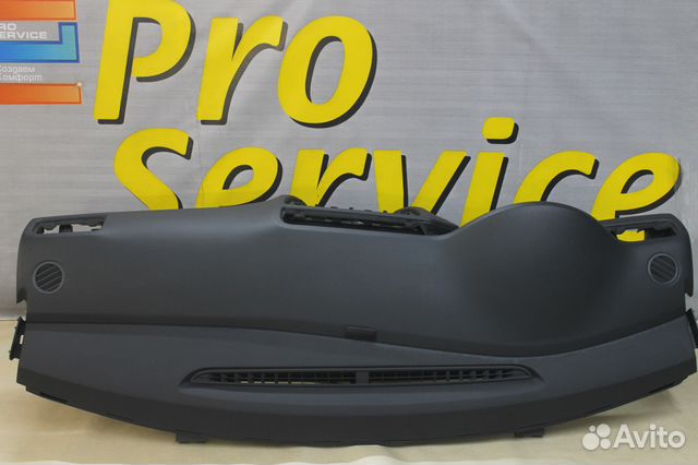 Торпедо Volkswagen Jetta панель приборов